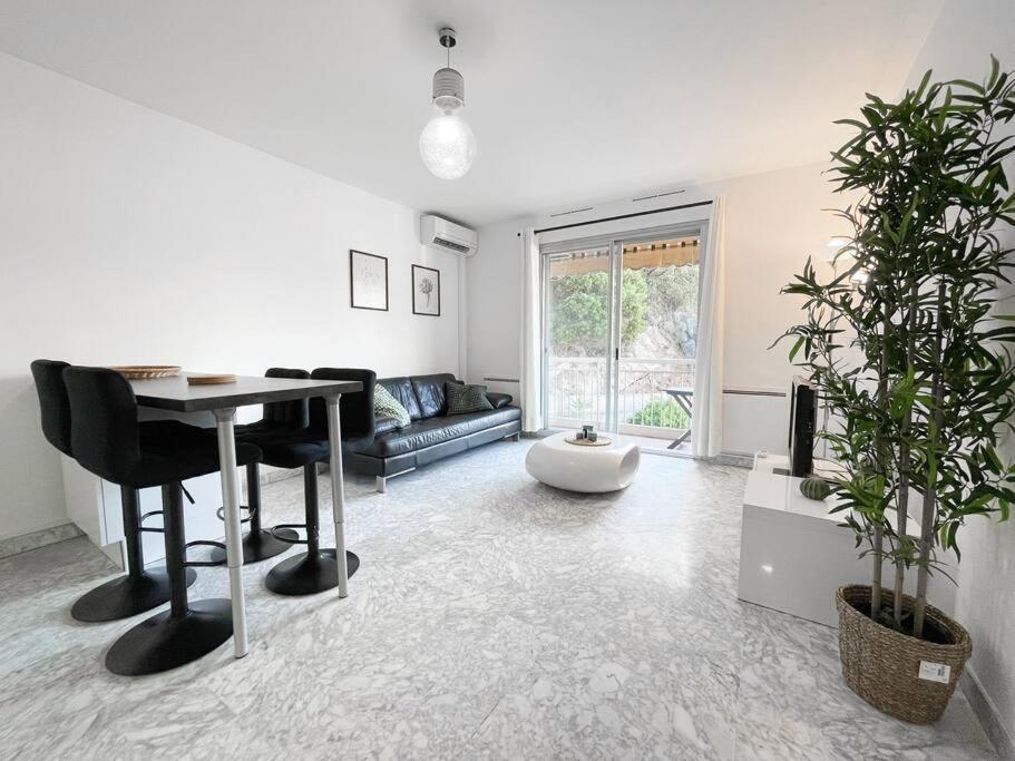 Cosy Deux Pieces Apartment ม็องตง ภายนอก รูปภาพ